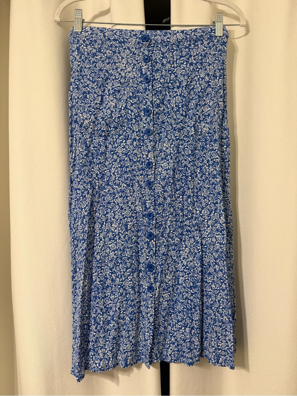 biscuit Blue Floral Midi Button Front Skirt with Front Pockets Size M